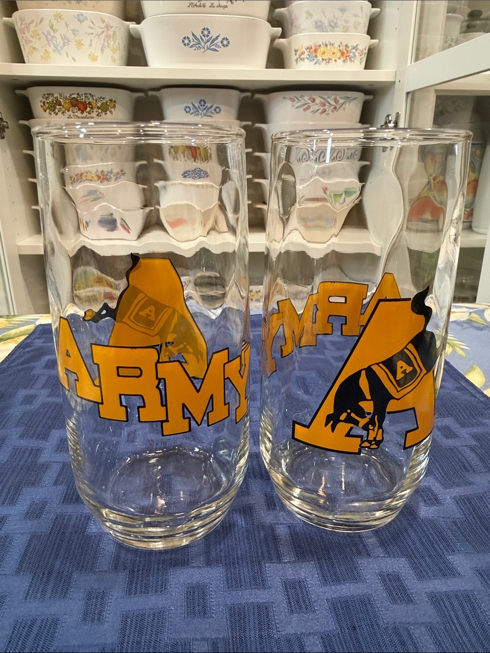 Set of two Army Black Knights, Black Jack Mule Cups